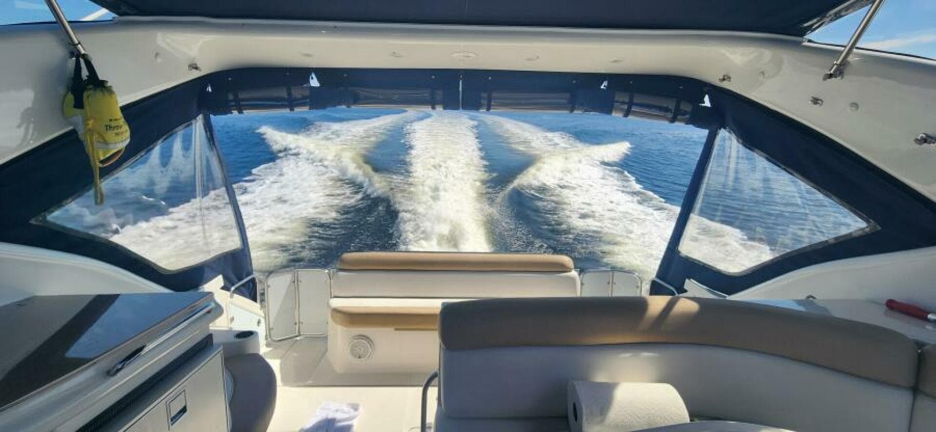 2002 Regal 4260 Commodore — photo 43