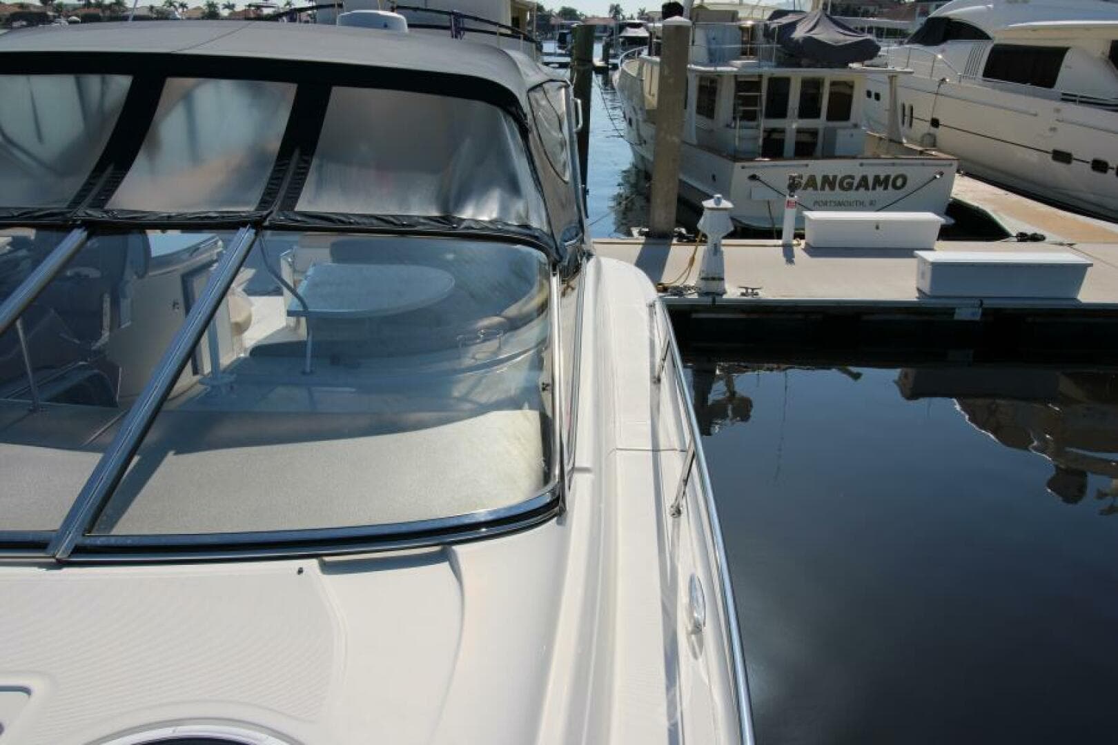 2002 Regal 4260 Commodore — photo 12