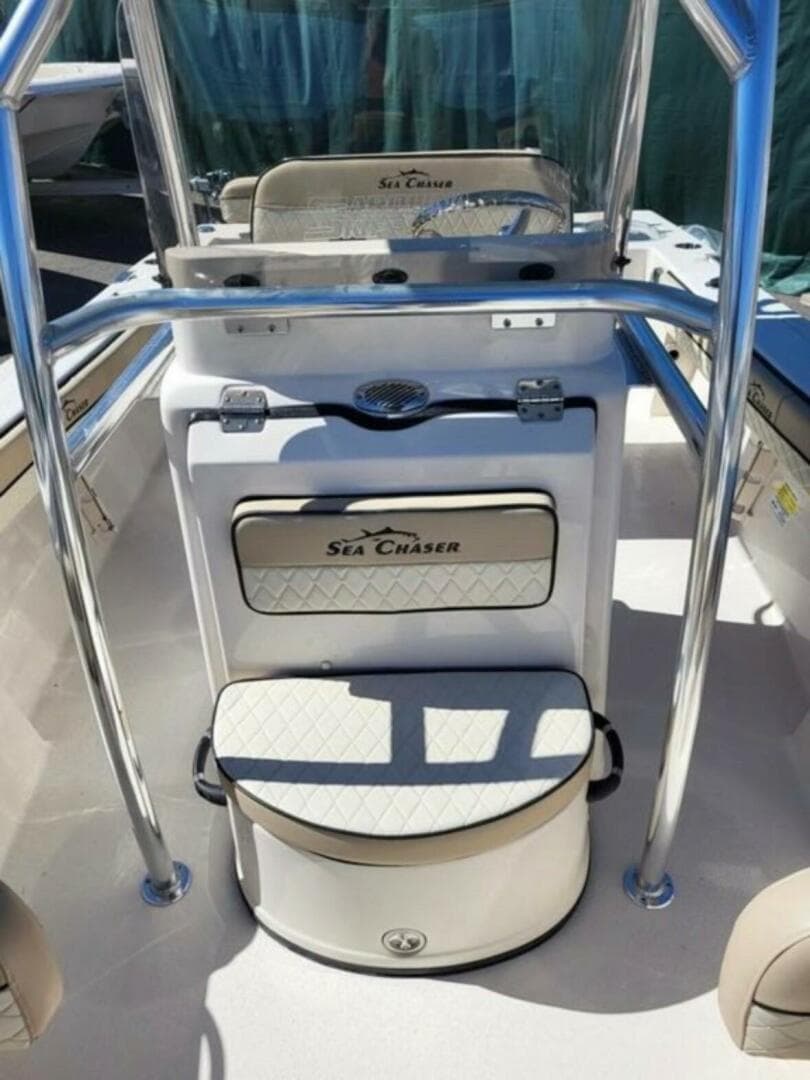 2023 Sea Chaser 22 Hfc — photo 8