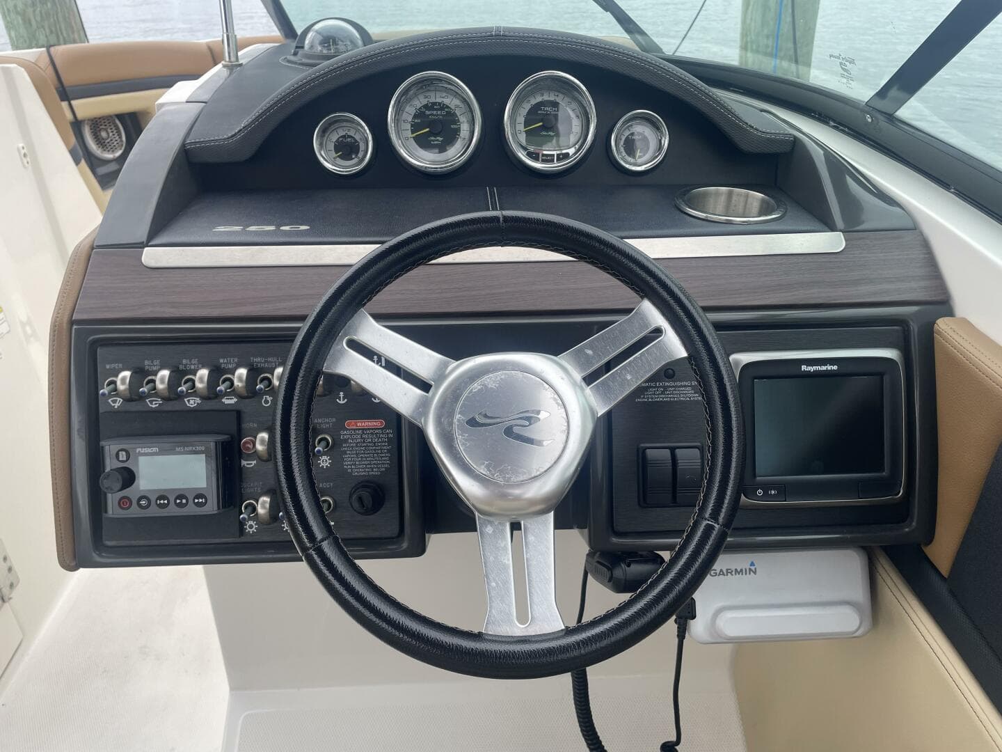 2014 Sea Ray 250 Slx — photo 15