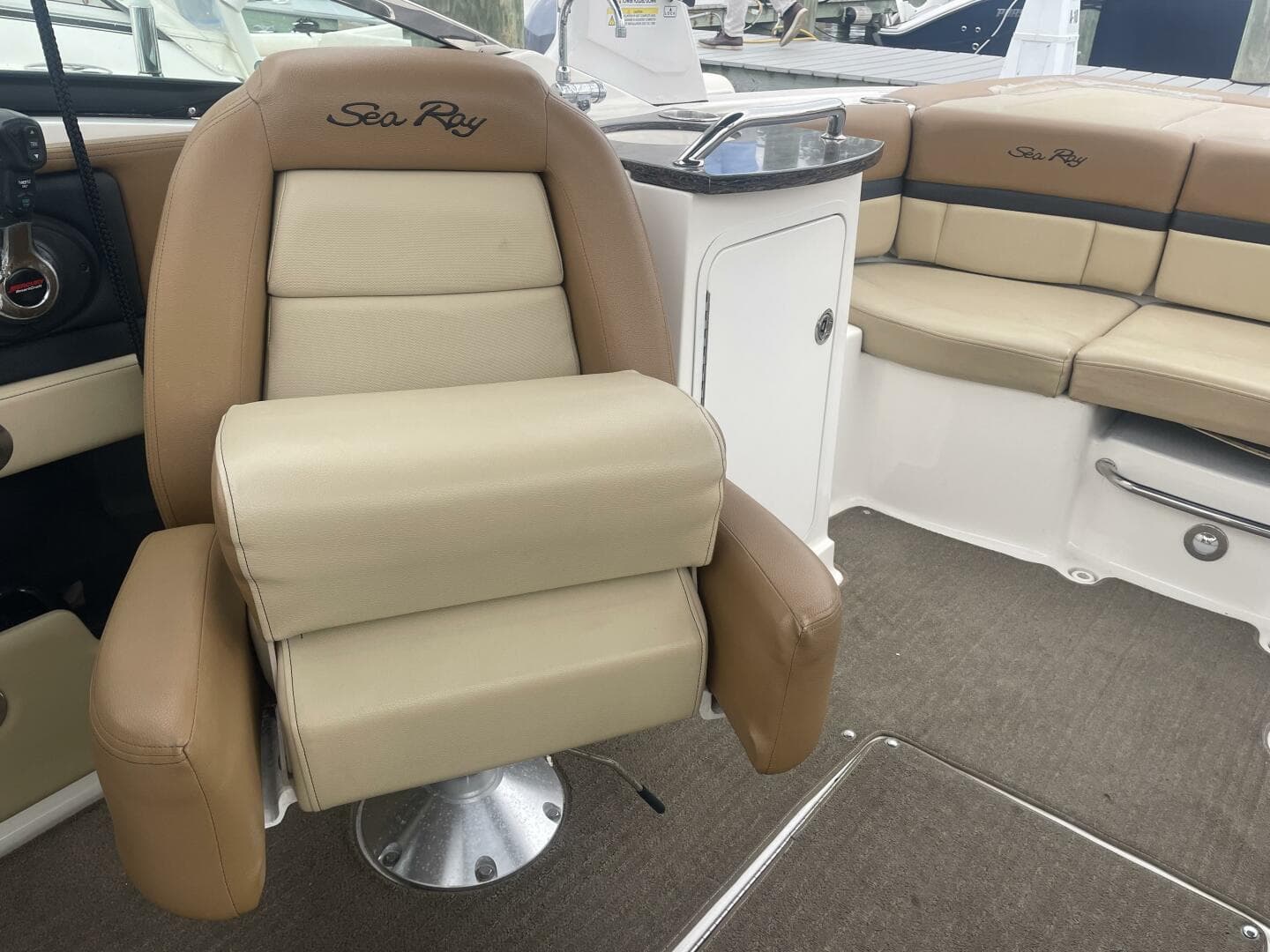 2014 Sea Ray 250 Slx — photo 13