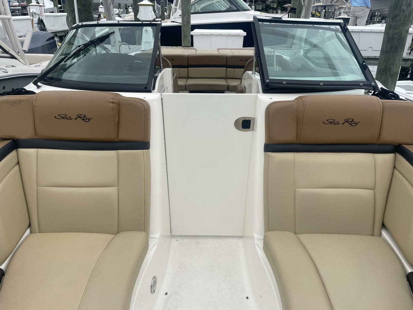 2014 Sea Ray 250 Slx — photo 21