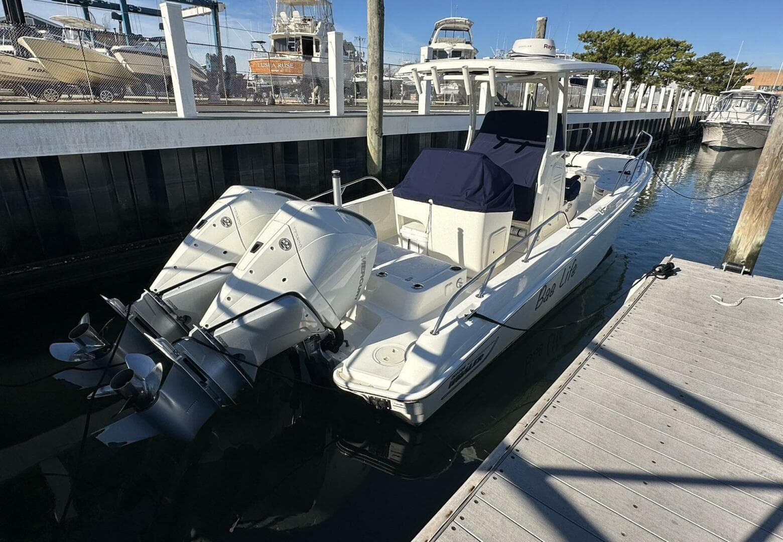 2022 Boston Whaler 270 Dauntless — photo 5