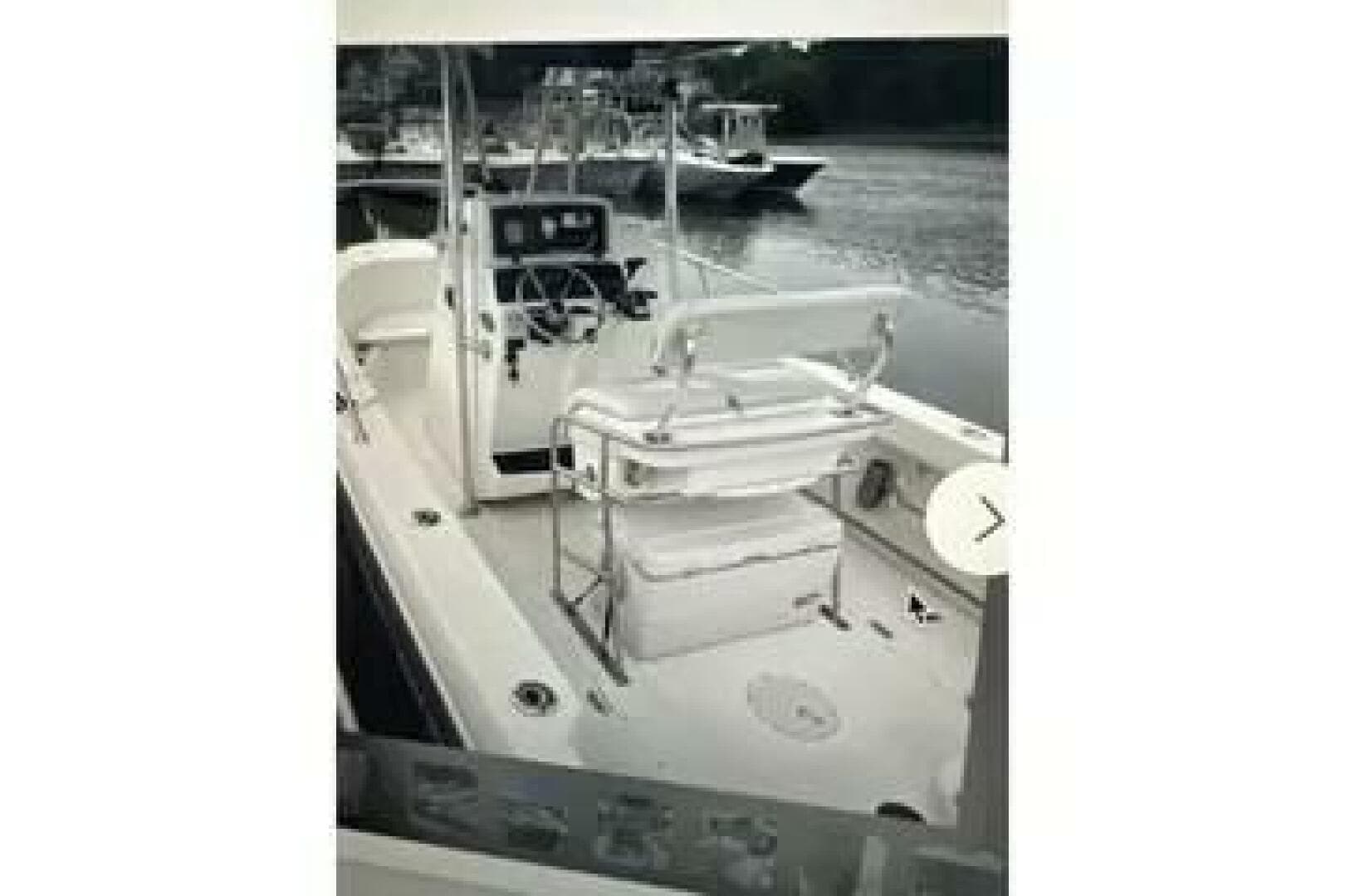 2002 Boston Whaler 21 Outrage — photo 8