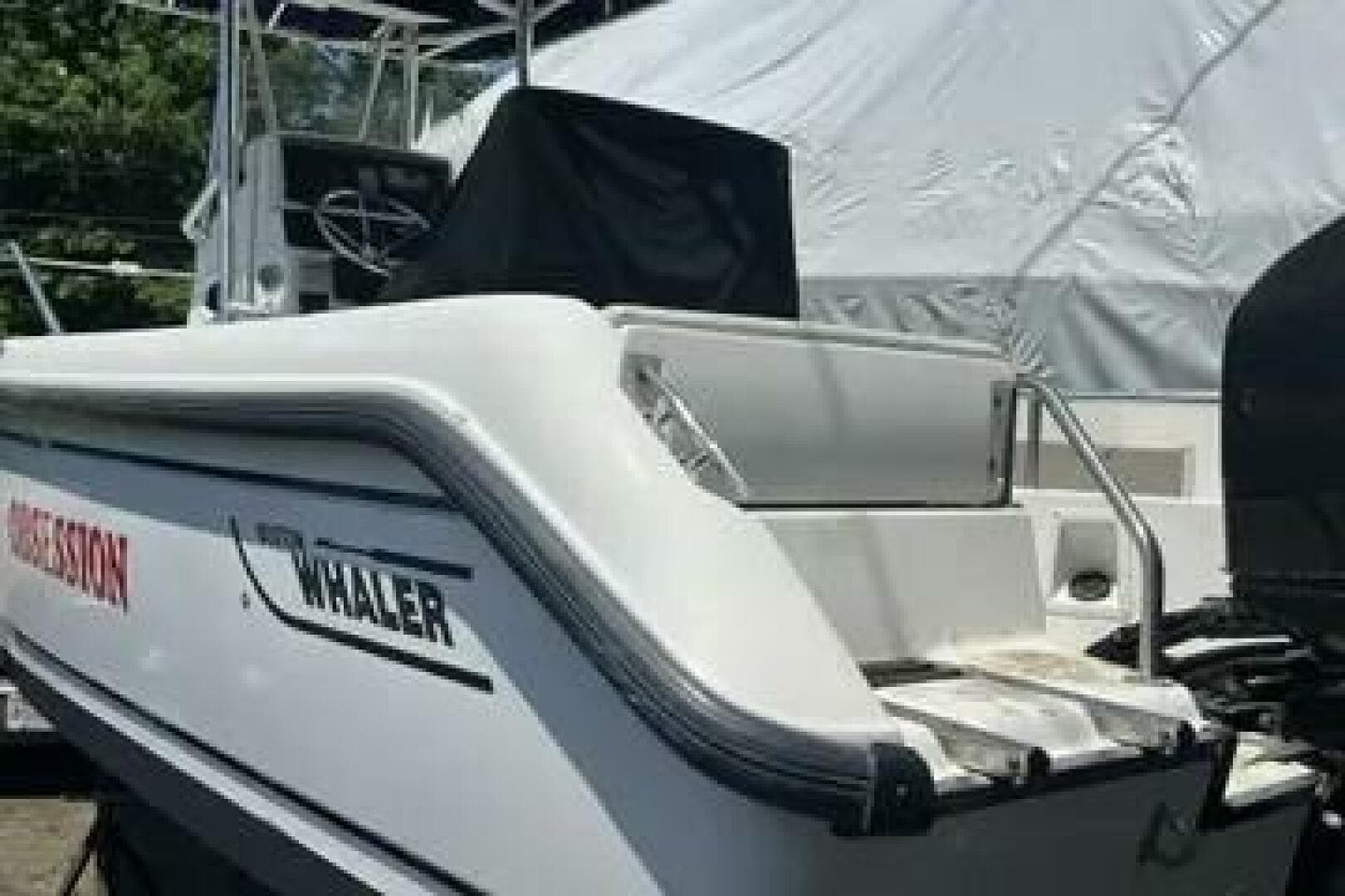 2002 Boston Whaler 21 Outrage — photo 6