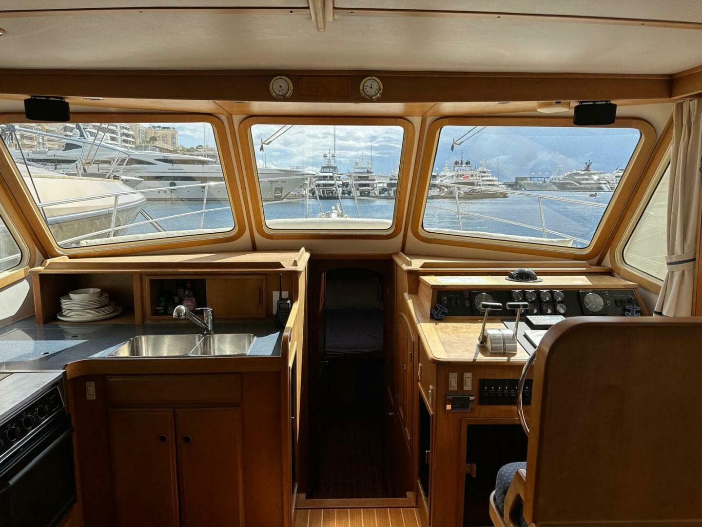 1997 Sabre Line 474 Trawler — photo 7
