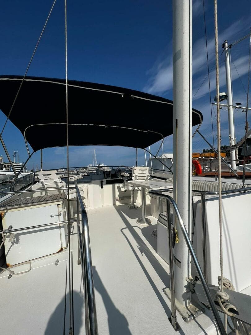 1997 Sabre Line 474 Trawler — photo 13