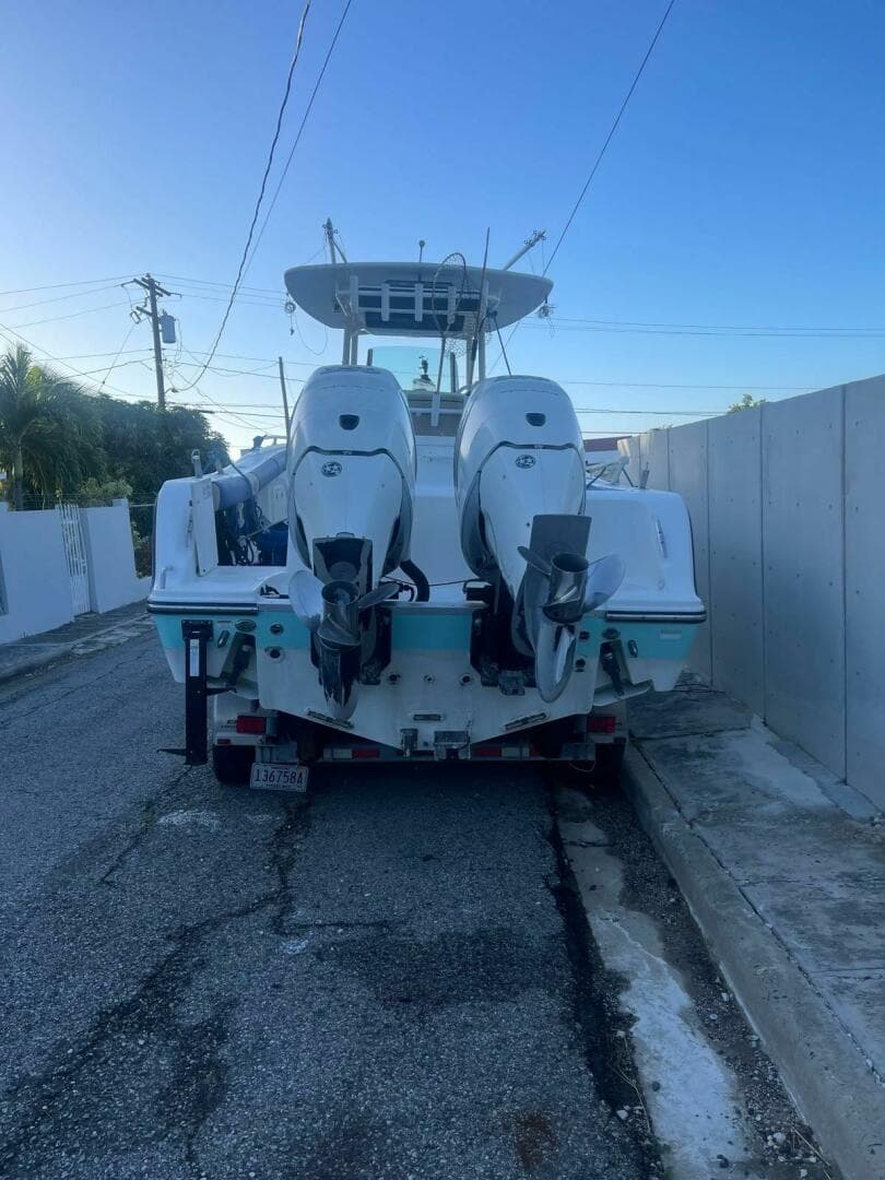 2016 Mako 284 Center Console — photo 6