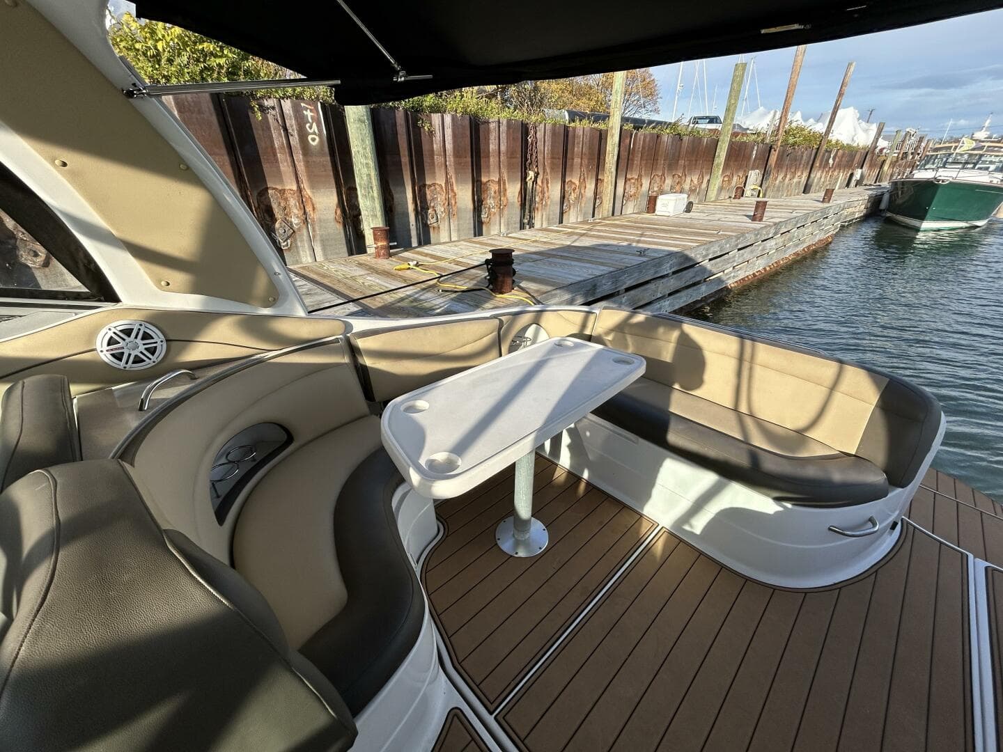 2007 Larson 370 Cabrio — photo 6