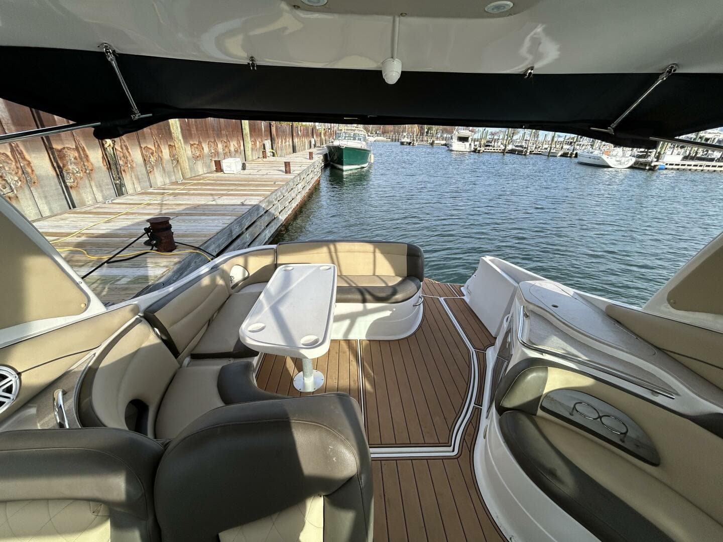 2007 Larson 370 Cabrio — photo 7