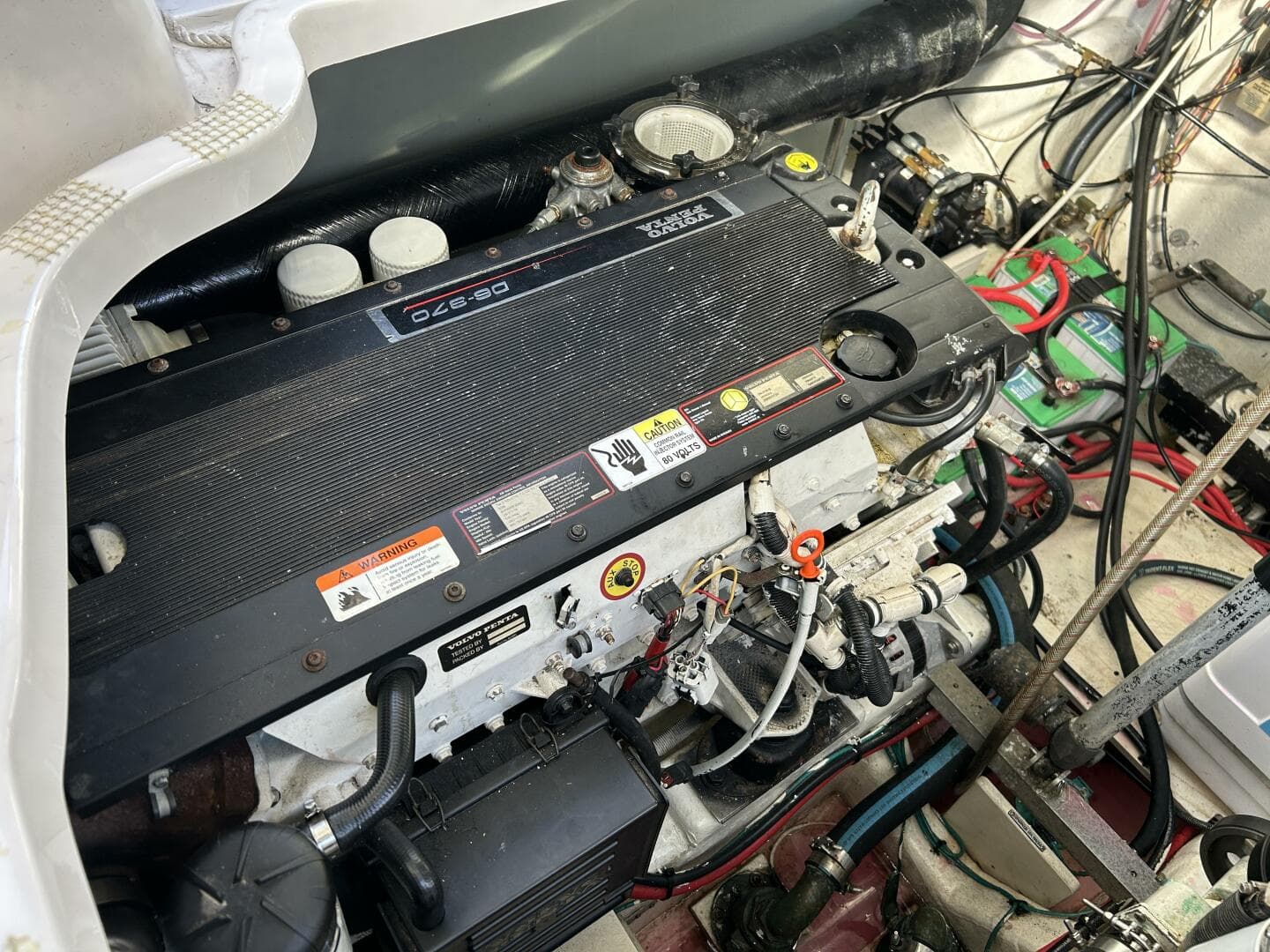 2007 Larson 370 Cabrio — photo 26