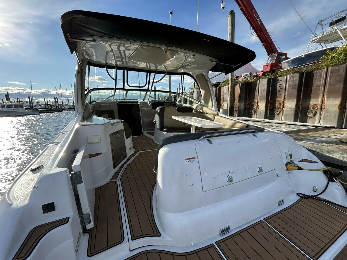 2007 Larson 370 Cabrio — photo 4