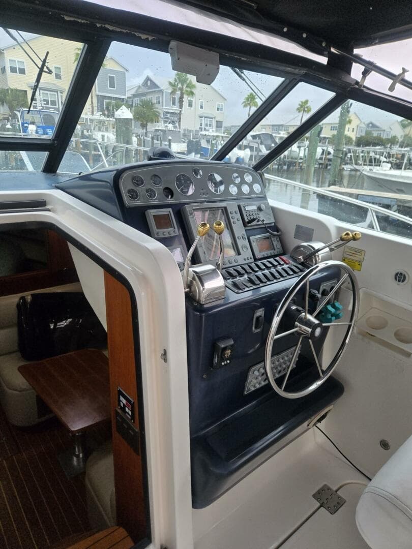 2002 Tiara Yachts 3500 Open — photo 10