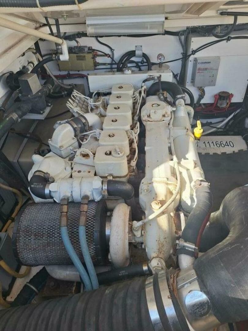 2002 Tiara Yachts 3500 Open — photo 31