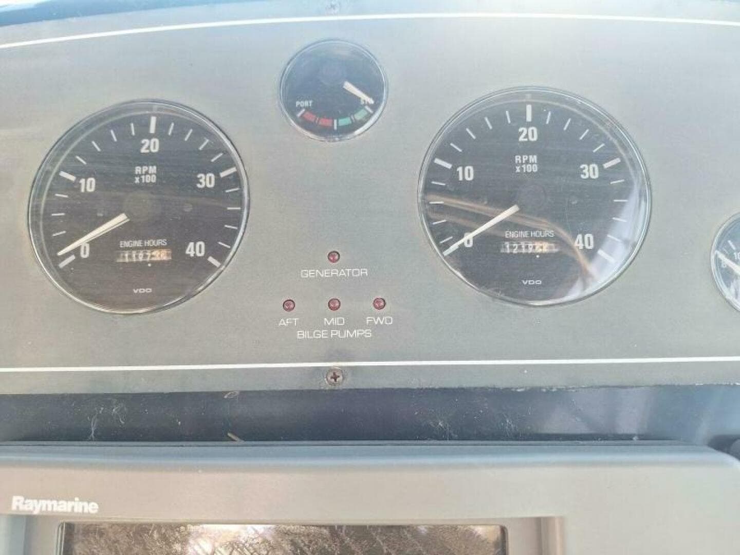 2002 Tiara Yachts 3500 Open — photo 8