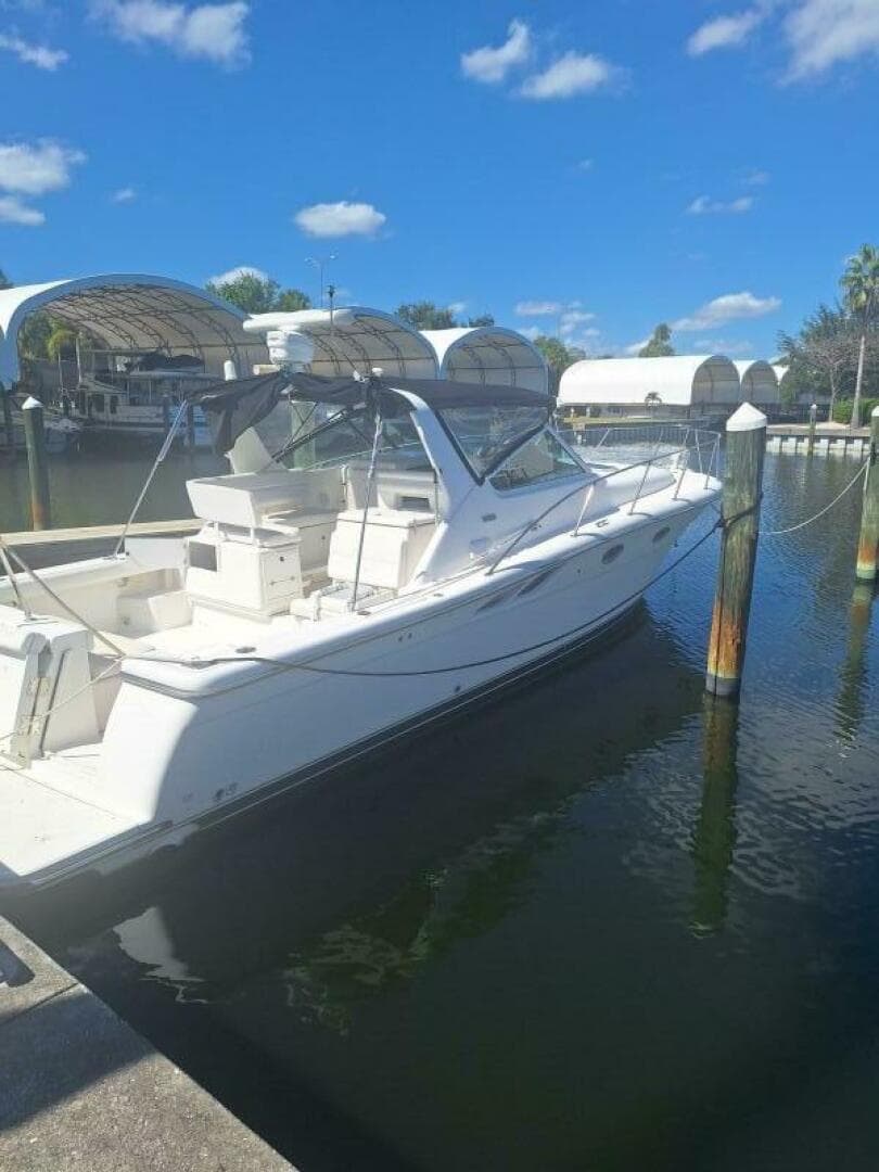 2002 Tiara Yachts 3500 Open — photo 3