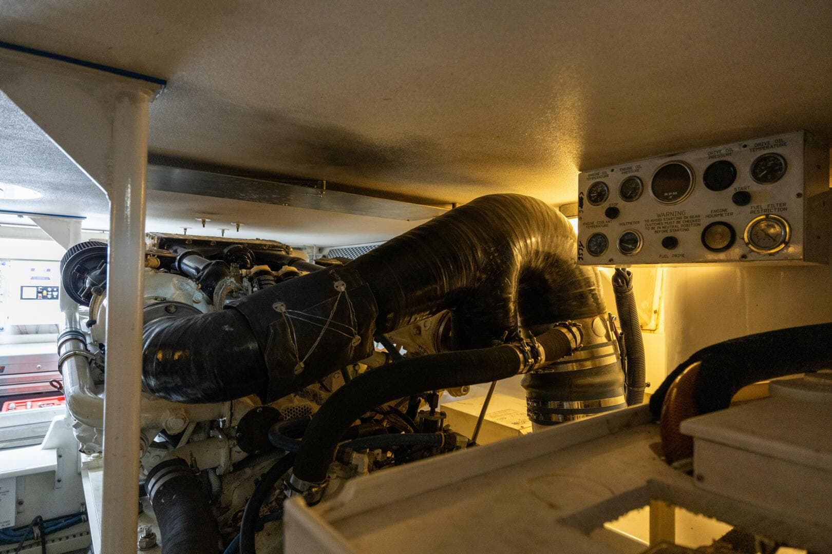 1998 Viking 50 Convertible — photo 47