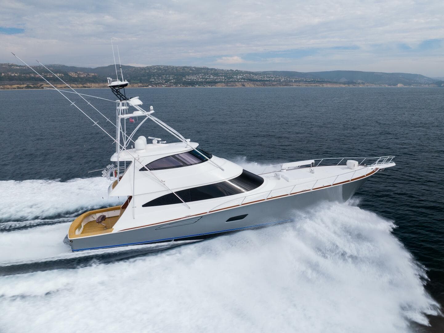 2018 Viking 80 Enclosed Bridge — photo 73