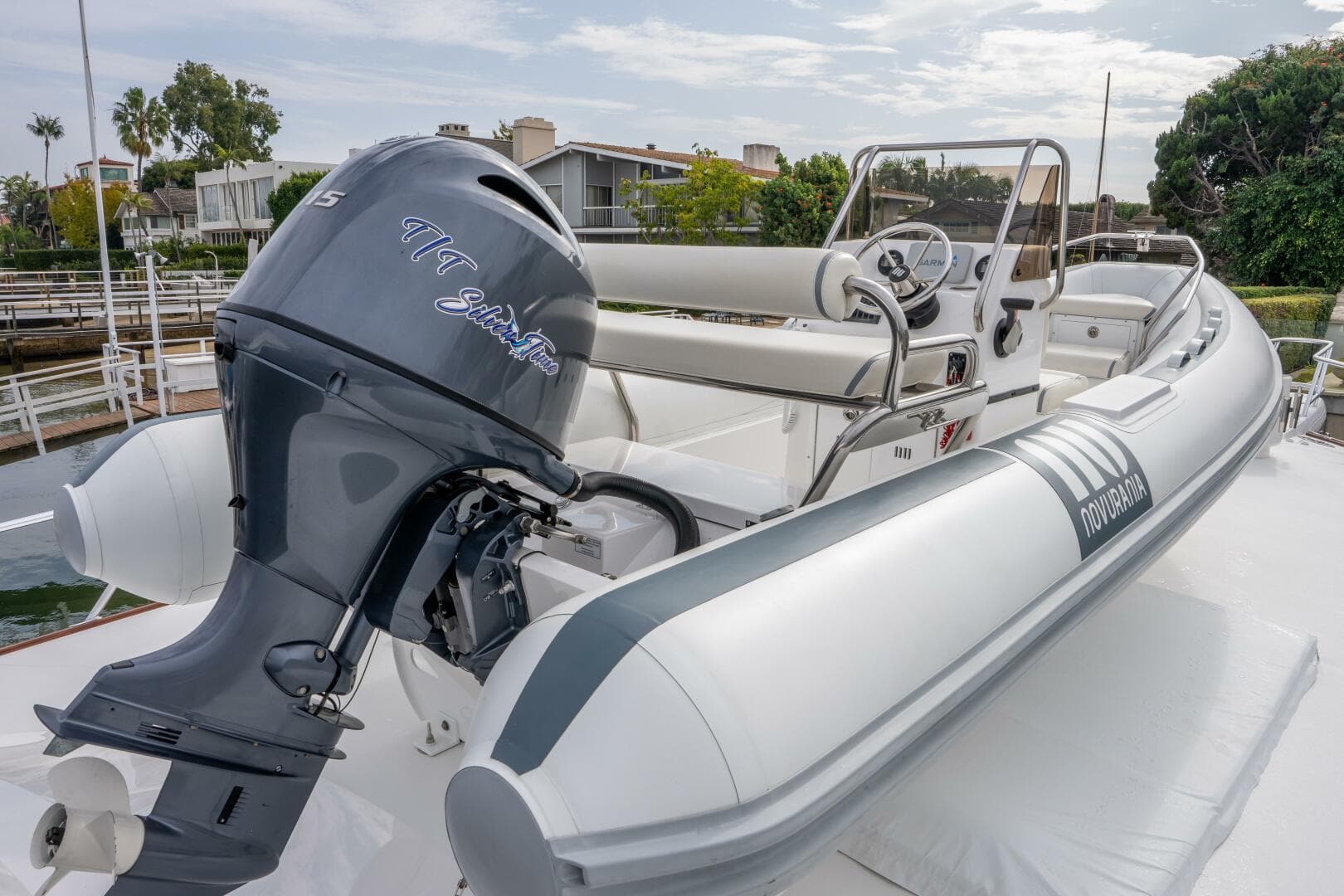 2018 Viking 80 Enclosed Bridge — photo 68