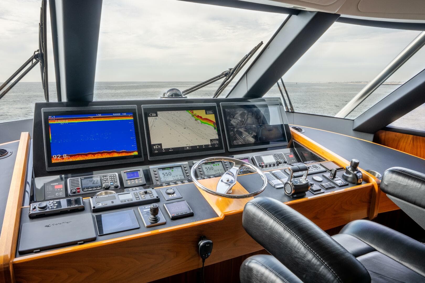 2018 Viking 80 Enclosed Bridge — photo 39