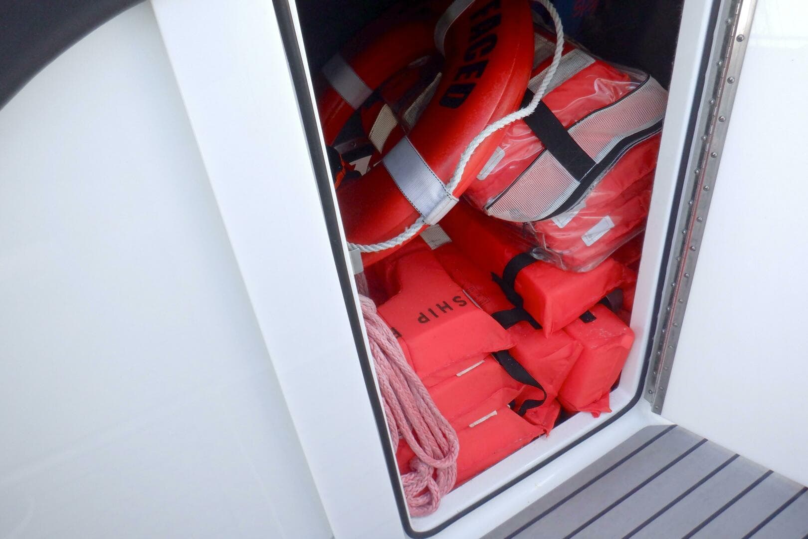 2015 Formula 350 Crossover Bowrider — photo 19