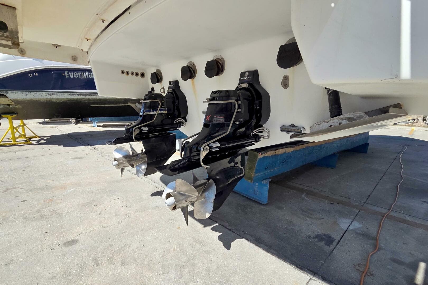 2015 Formula 350 Crossover Bowrider — photo 56