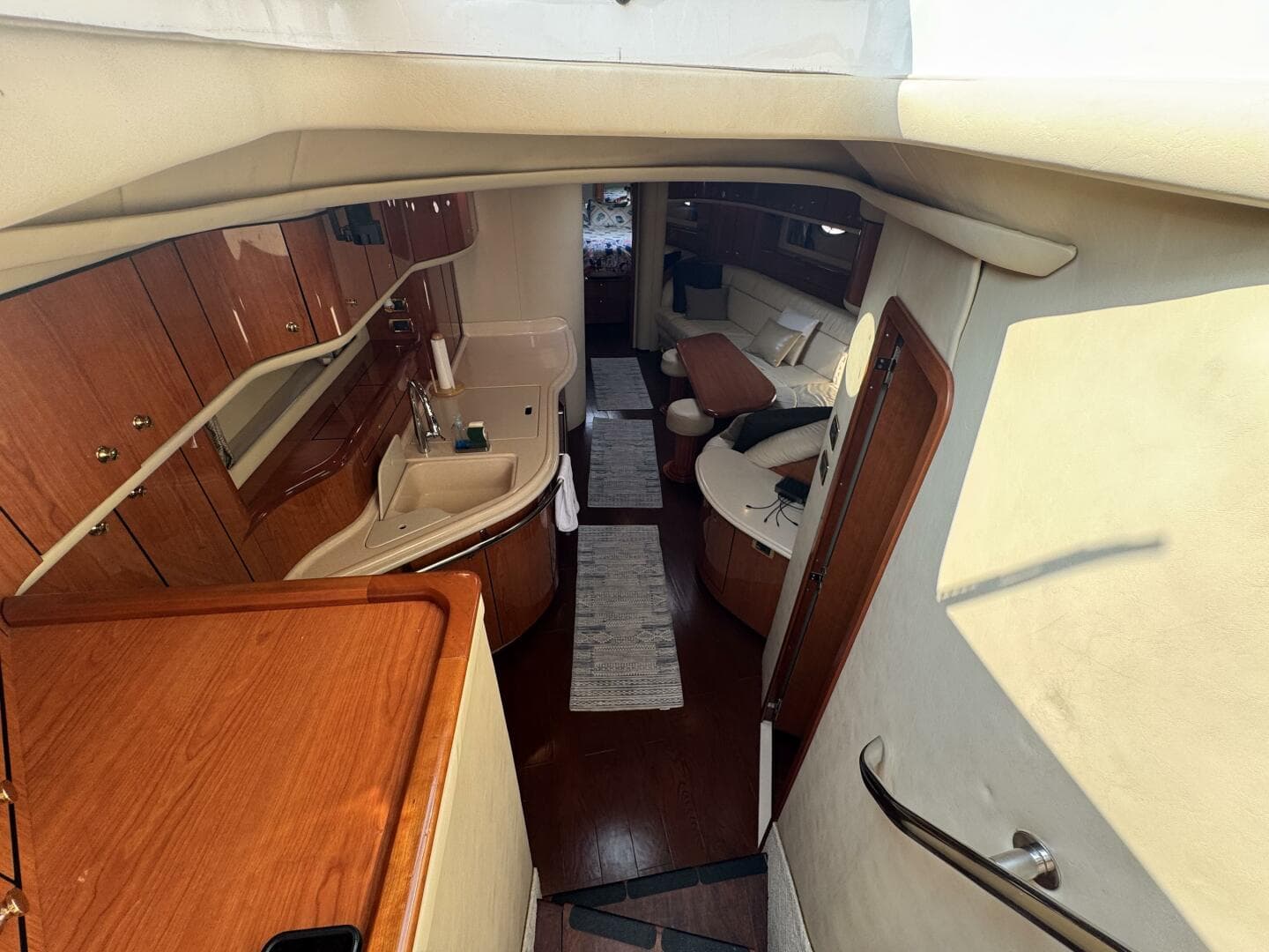 2001 Sea Ray 540 Sundancer — photo 20
