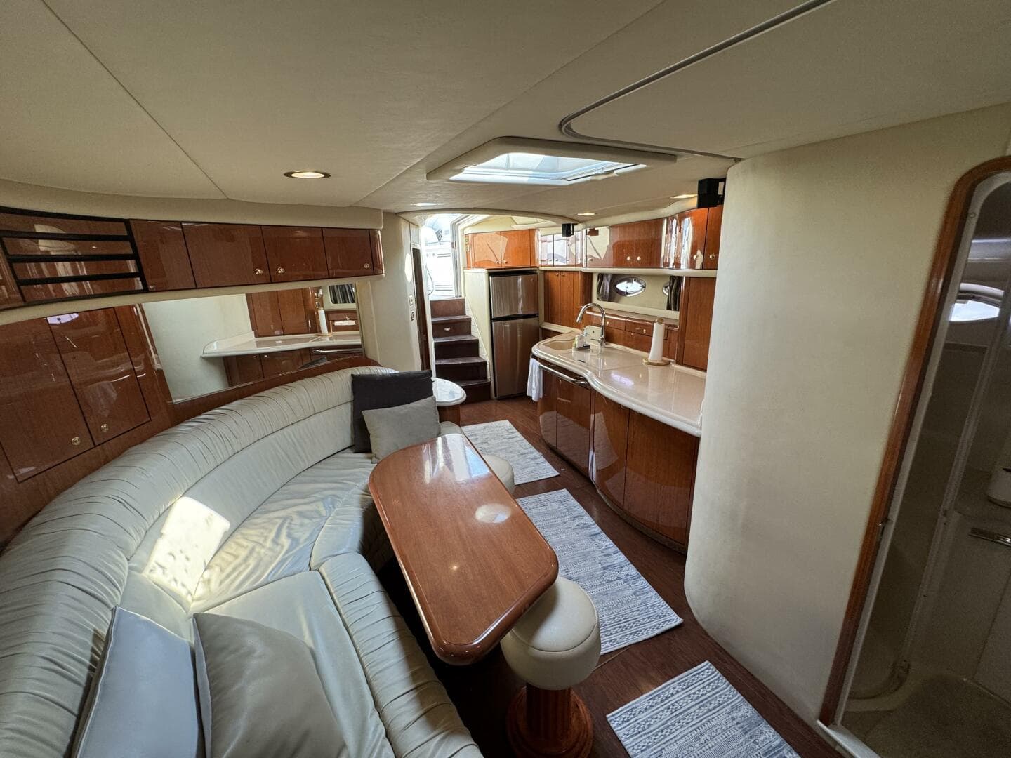 2001 Sea Ray 540 Sundancer — photo 25