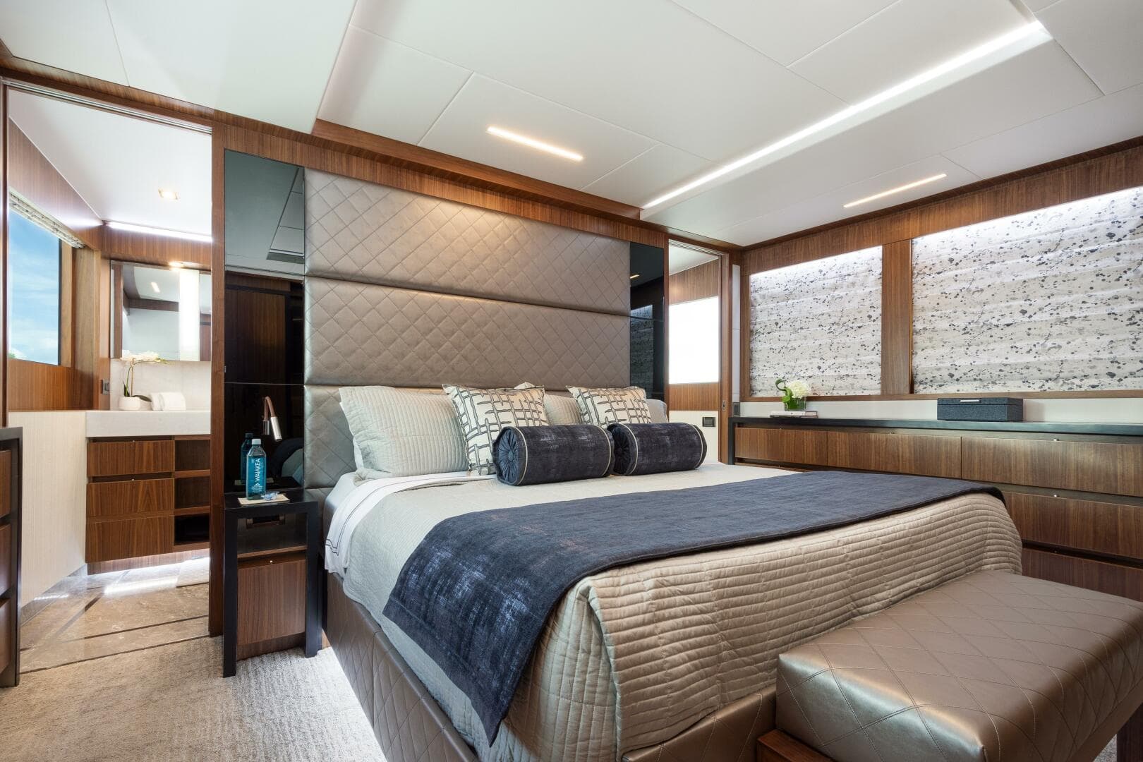 2024 Hargrave Raised Pilothouse — photo 9