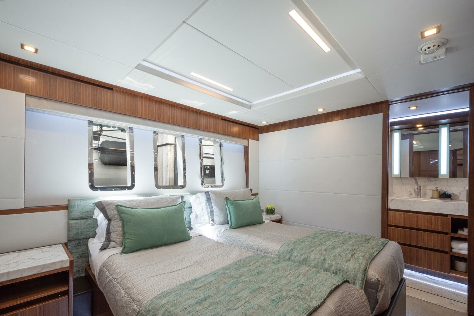 2024 Hargrave Raised Pilothouse — photo 15