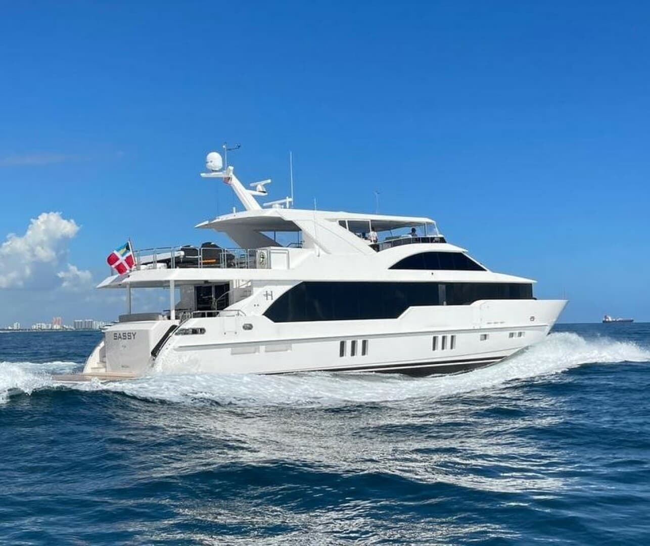 2024 Hargrave Raised Pilothouse