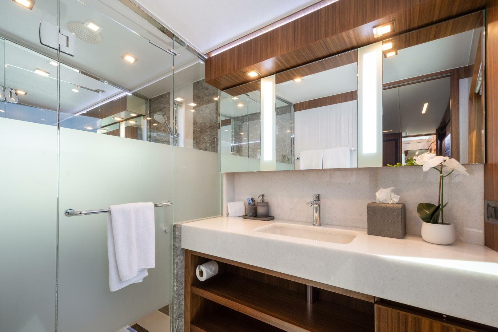 2024 Hargrave Raised Pilothouse — photo 11