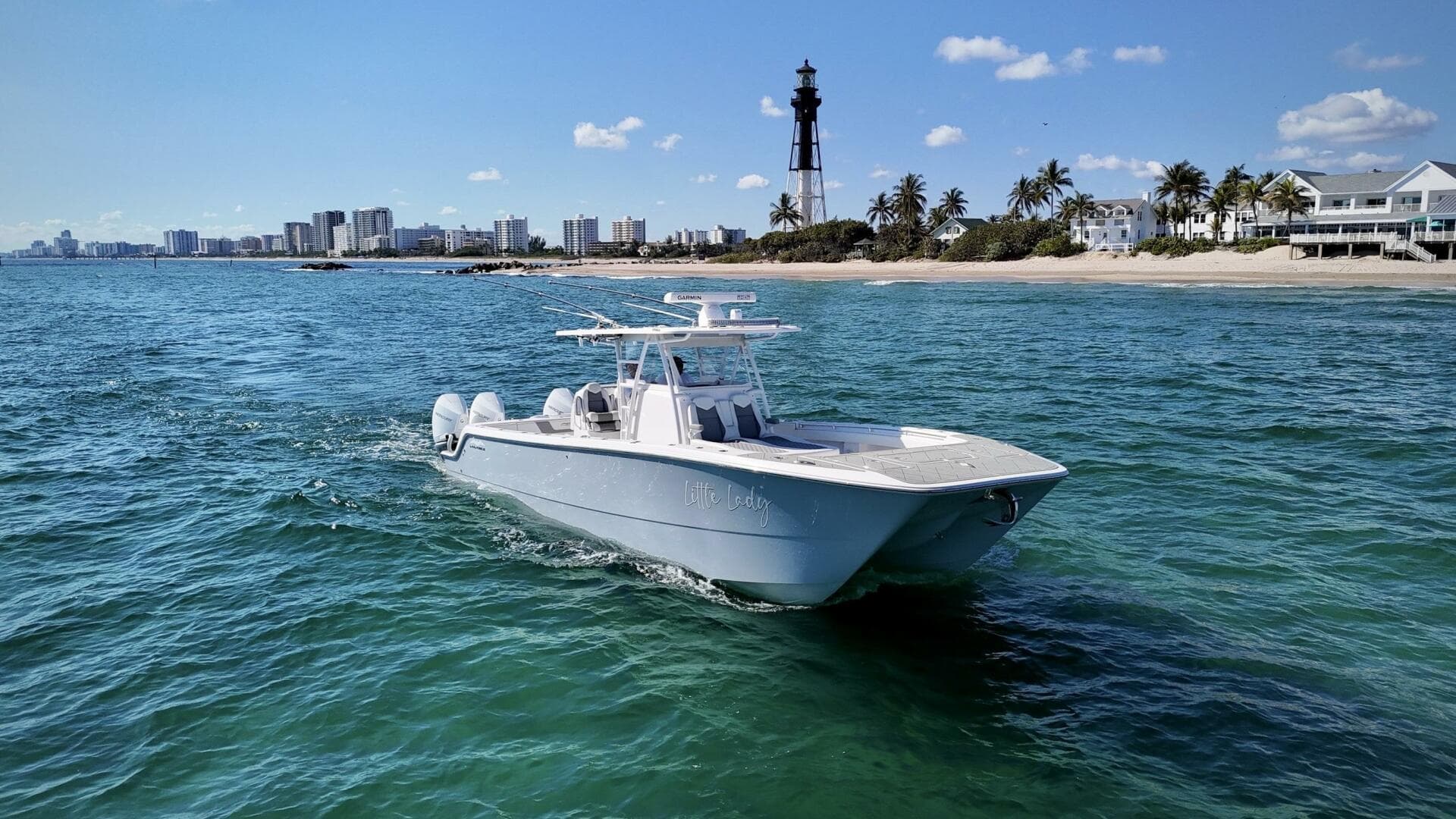 2024 Invincible Catamaran — photo 32