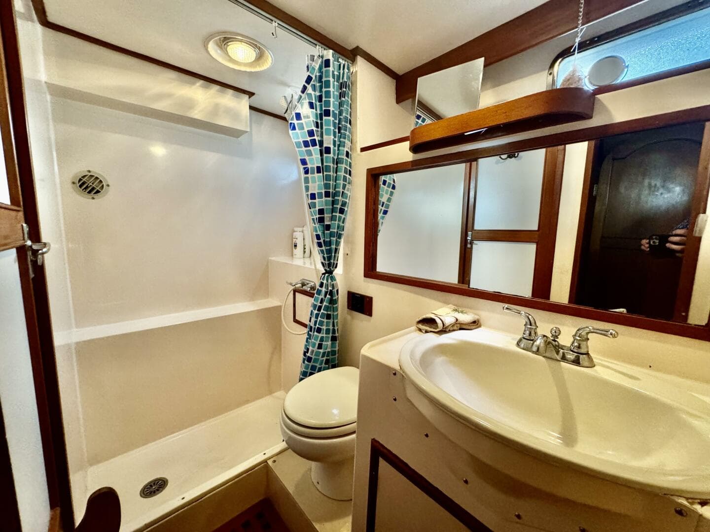 1986 Marine Trader 47 Tradewinds — photo 42