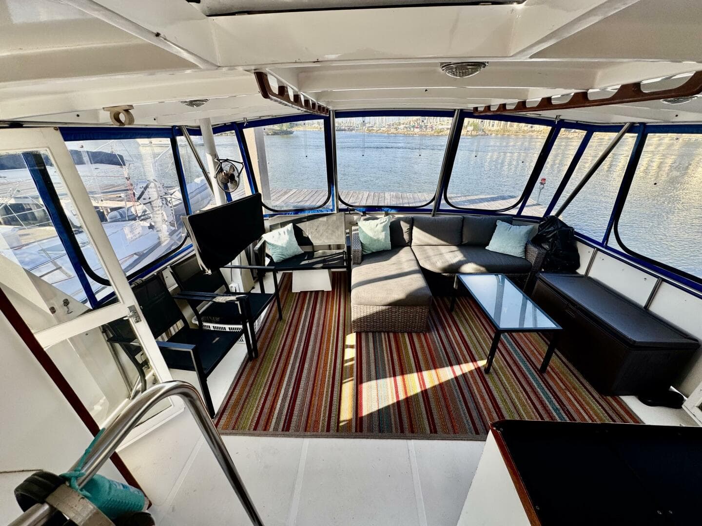1986 Marine Trader 47 Tradewinds — photo 18