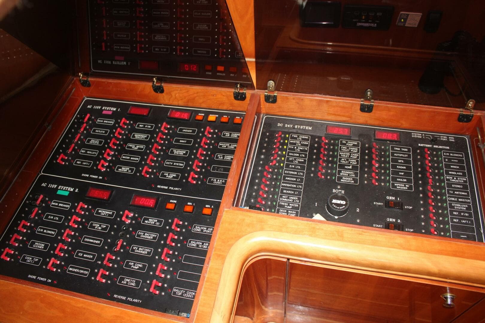 1999 Horizon 70 Fly — photo 46