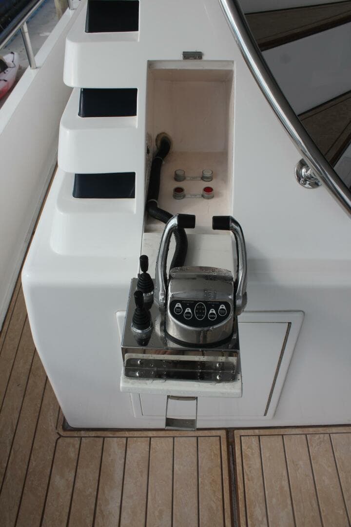 1999 Horizon 70 Fly — photo 60