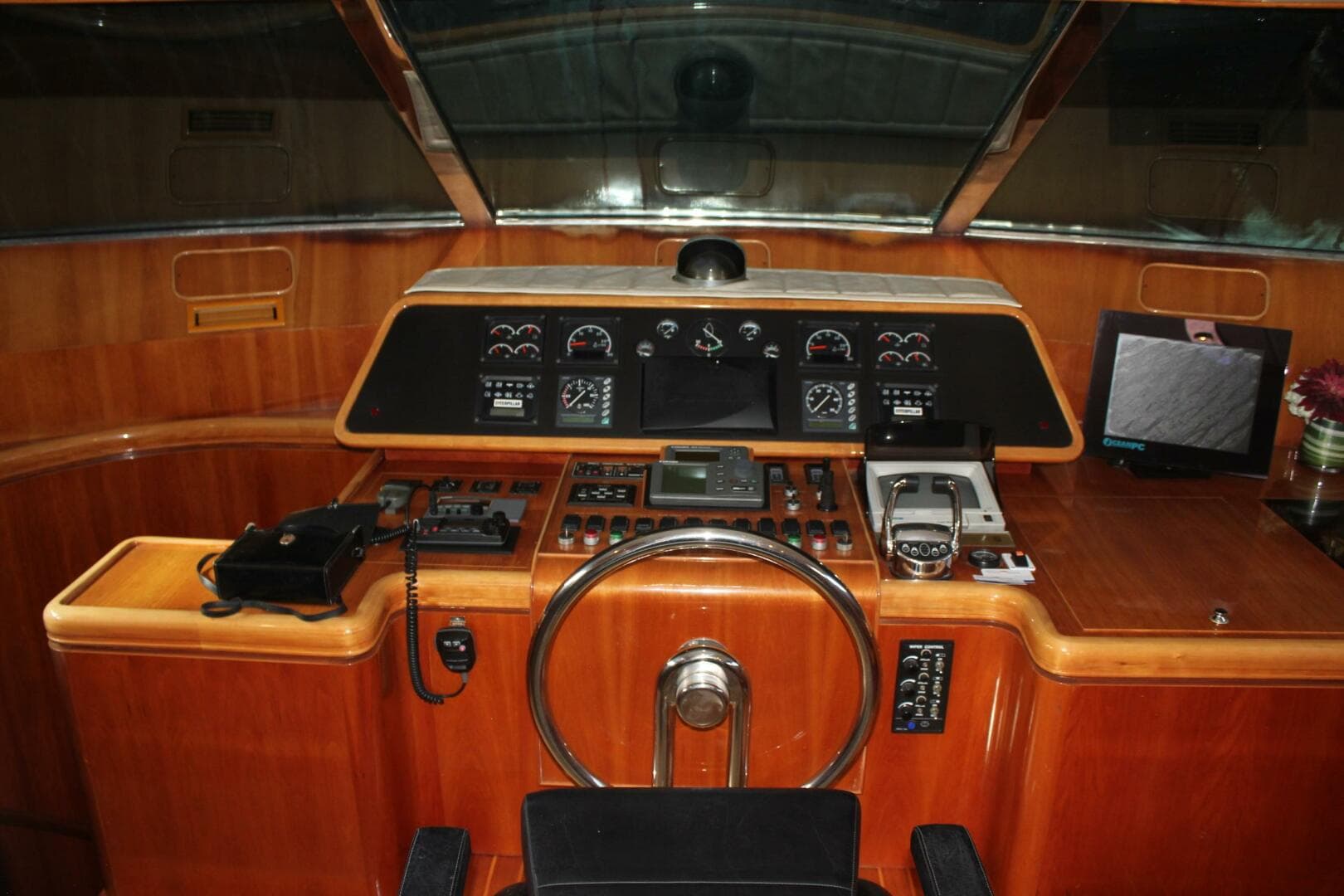 1999 Horizon 70 Fly — photo 44