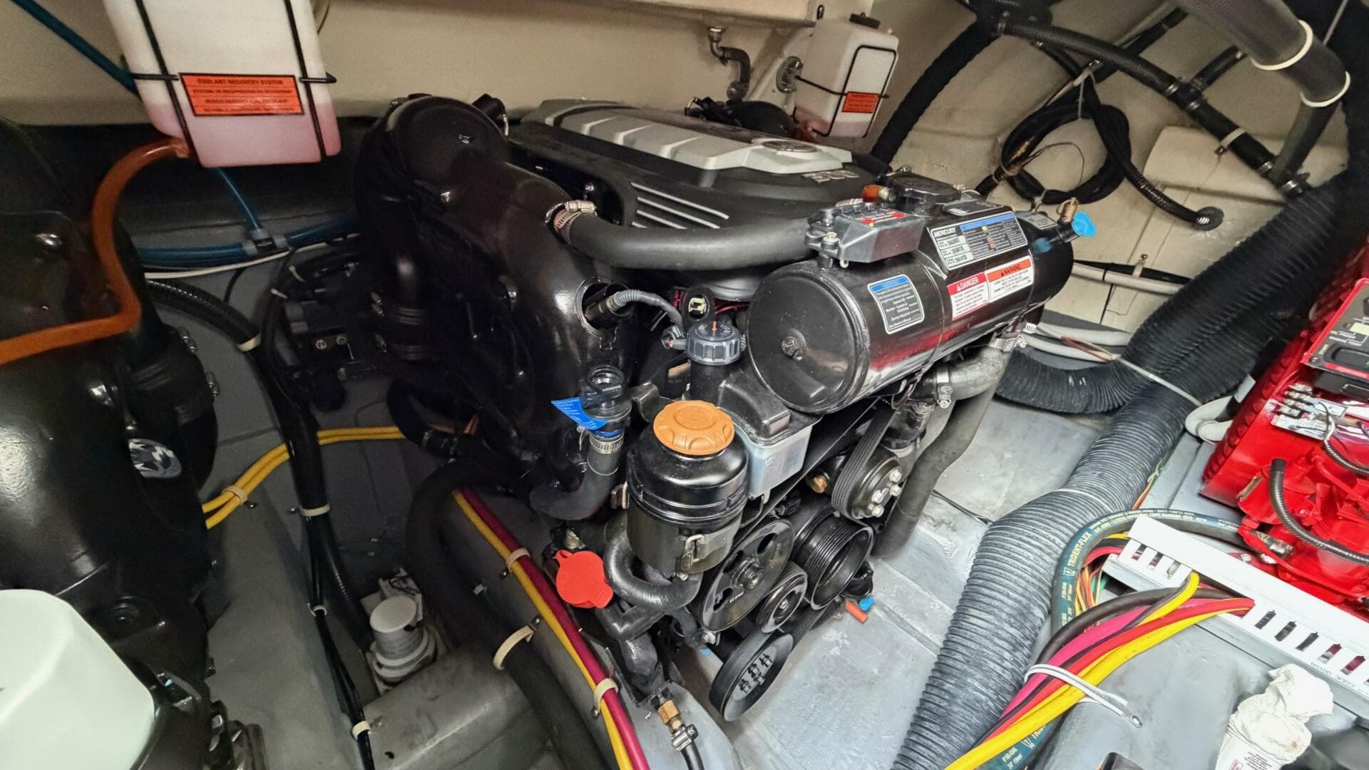 2019 Carver C34 — photo 31