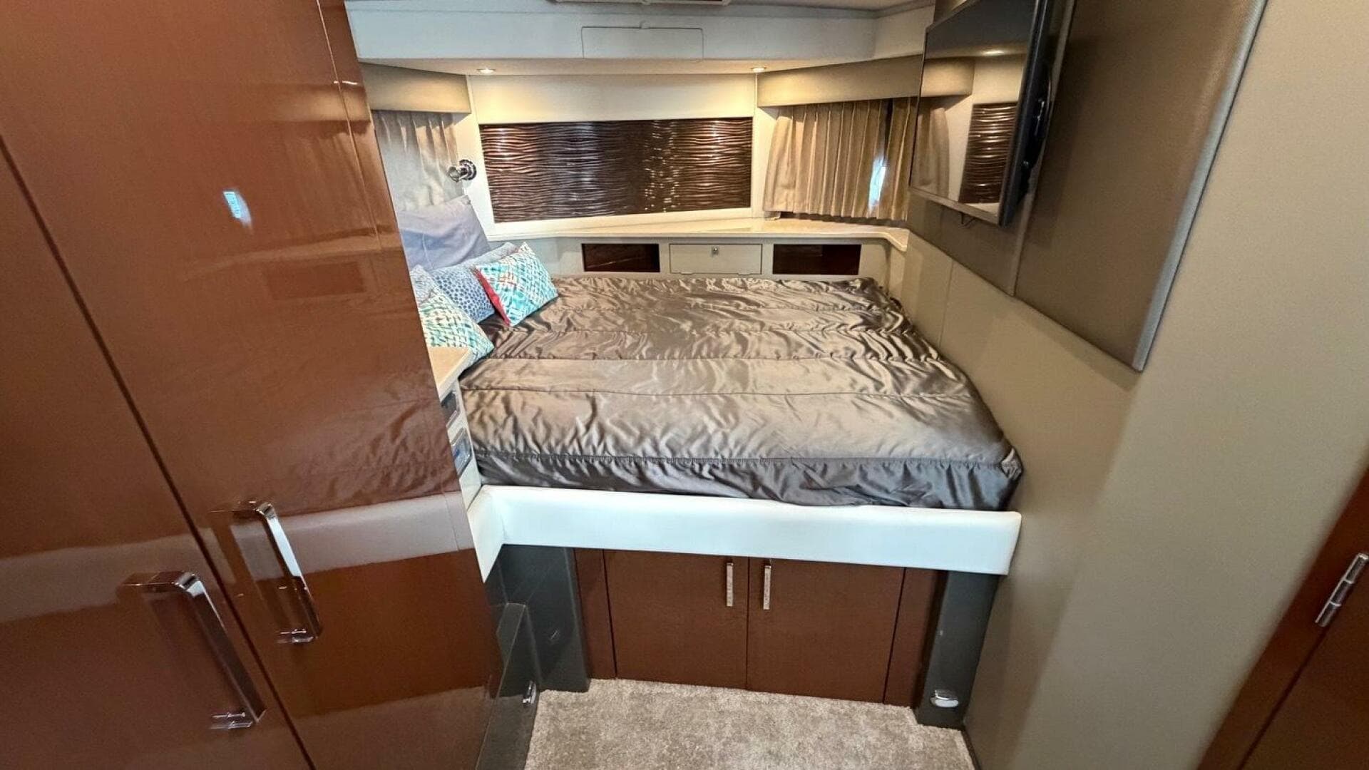 2019 Carver C34 — photo 12