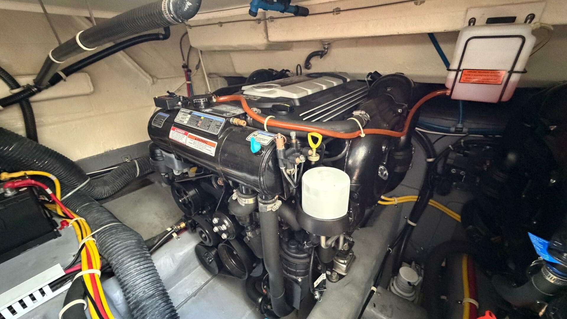 2019 Carver C34 — photo 32