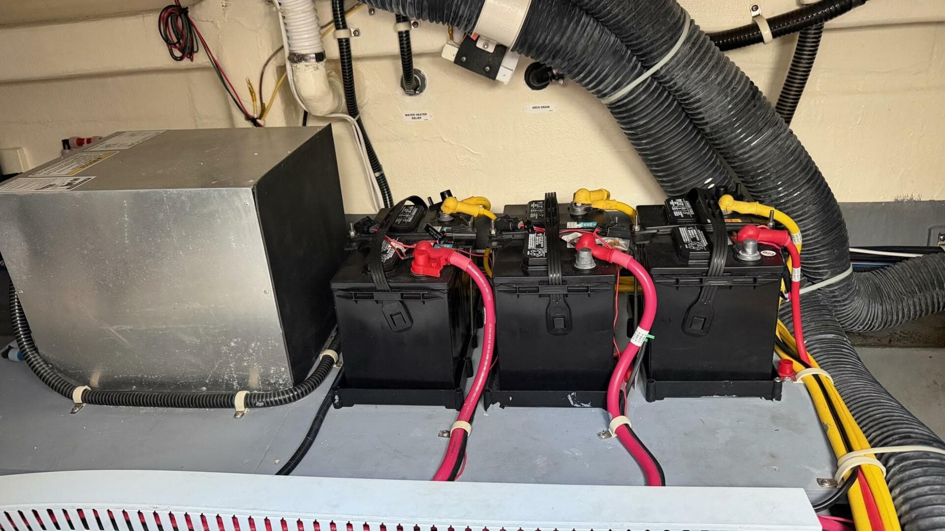 2019 Carver C34 — photo 36