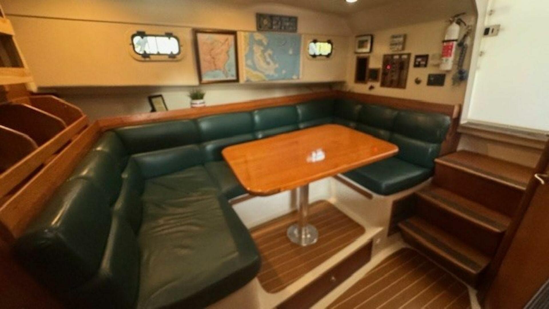 2000 Mainship Pilot 34 — photo 15