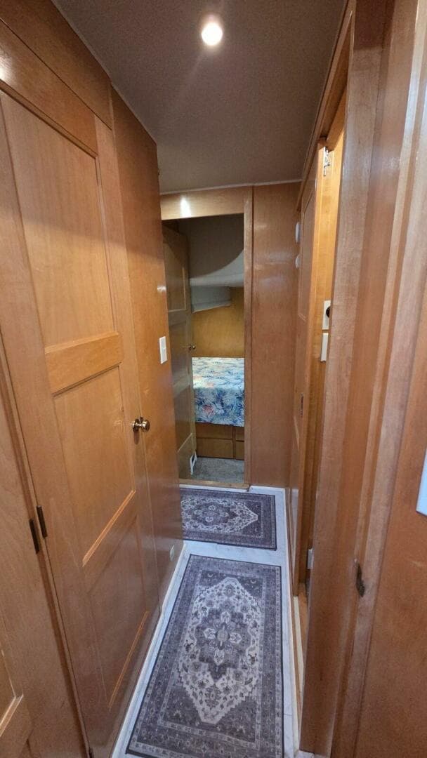 1998 Navigator 5300 — photo 64