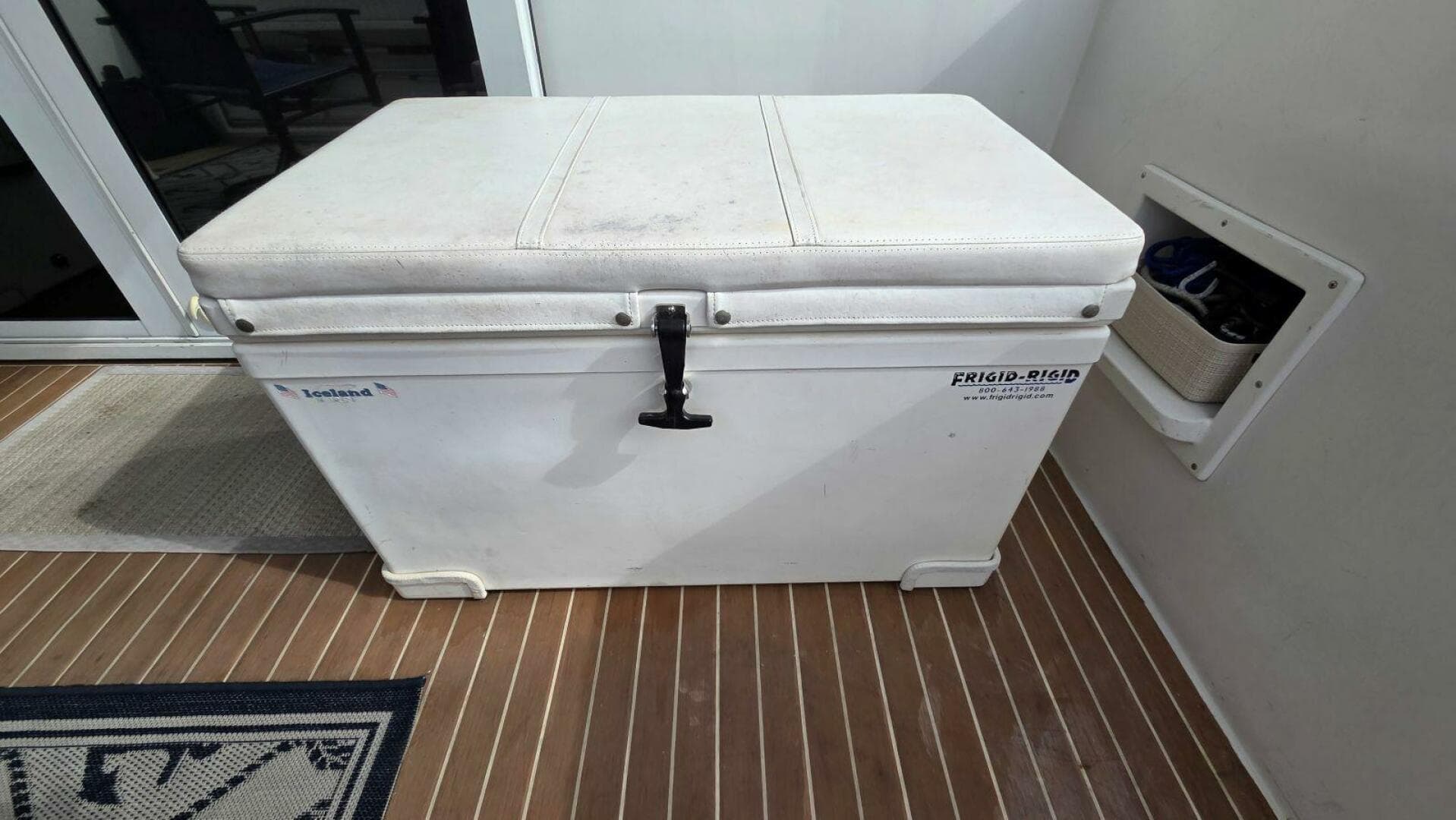 1998 Navigator 5300 — photo 19