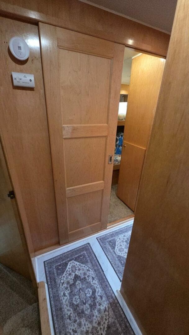 1998 Navigator 5300 — photo 63