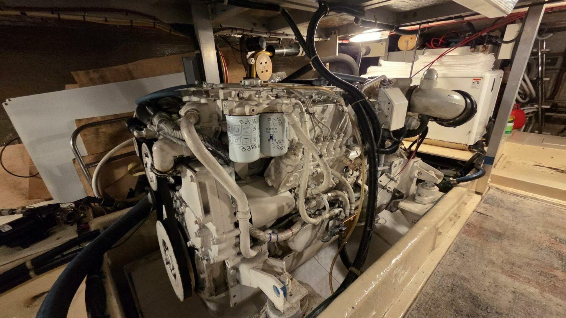 1998 Navigator 5300 — photo 89