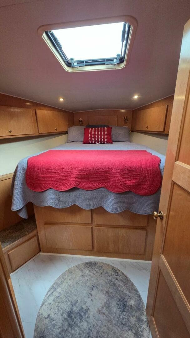 1998 Navigator 5300 — photo 69