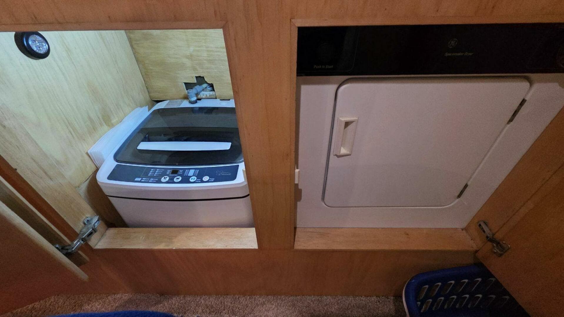 1998 Navigator 5300 — photo 83