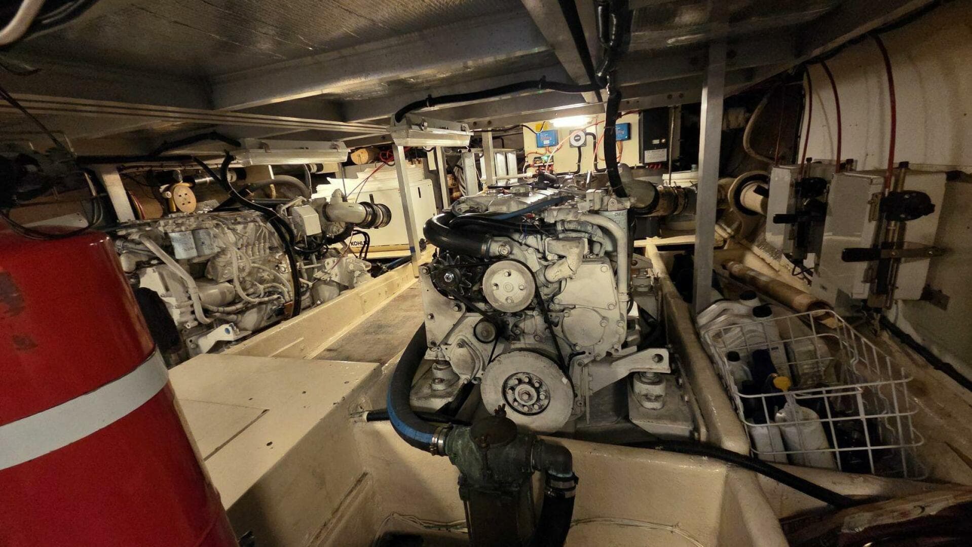 1998 Navigator 5300 — photo 87